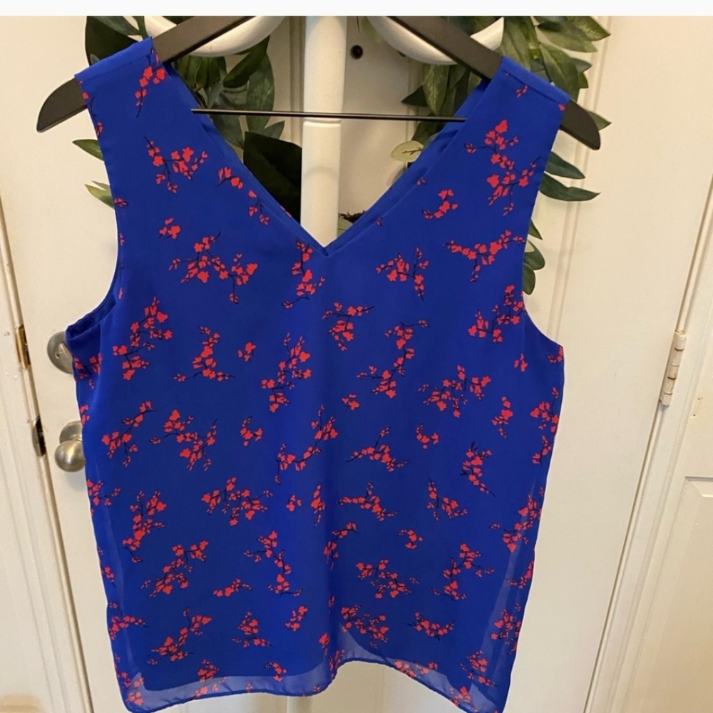Ann taylor factory sleeveless top